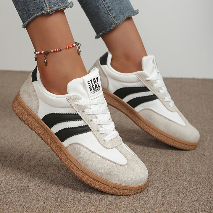 Women's Lace-Up Sneakers - Side Stripe Low Top