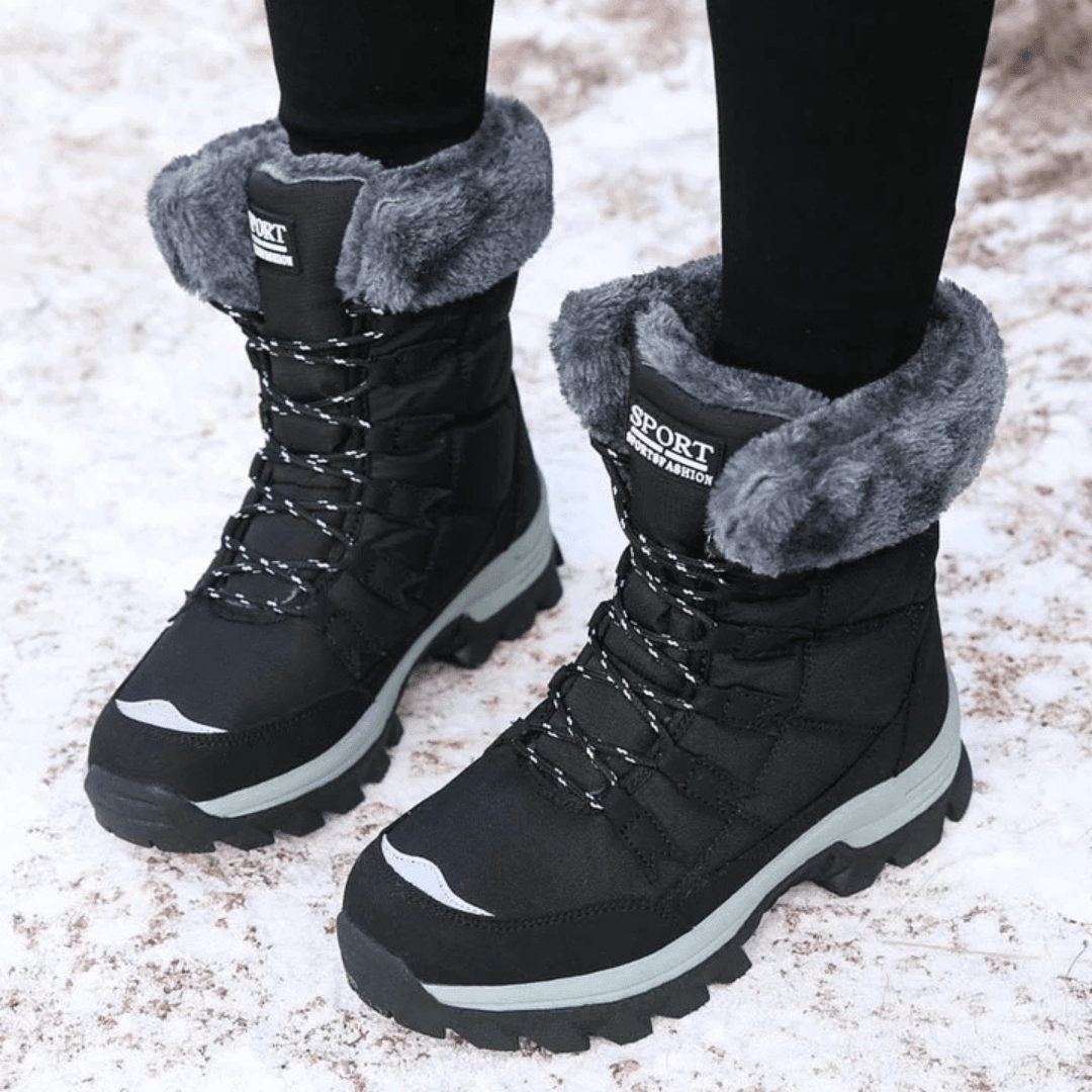 Women's Snow Boots - Fleece Lined Lace Up