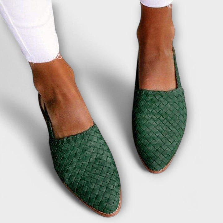 Women's Flat Slingback Shoe - Pointed Toe Adjustable Strap