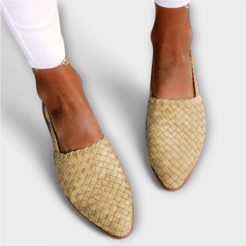 Women's Flat Slingback Shoe - Pointed Toe Adjustable Strap