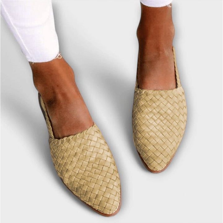 Women's Flat Slingback Shoe - Pointed Toe Adjustable Strap