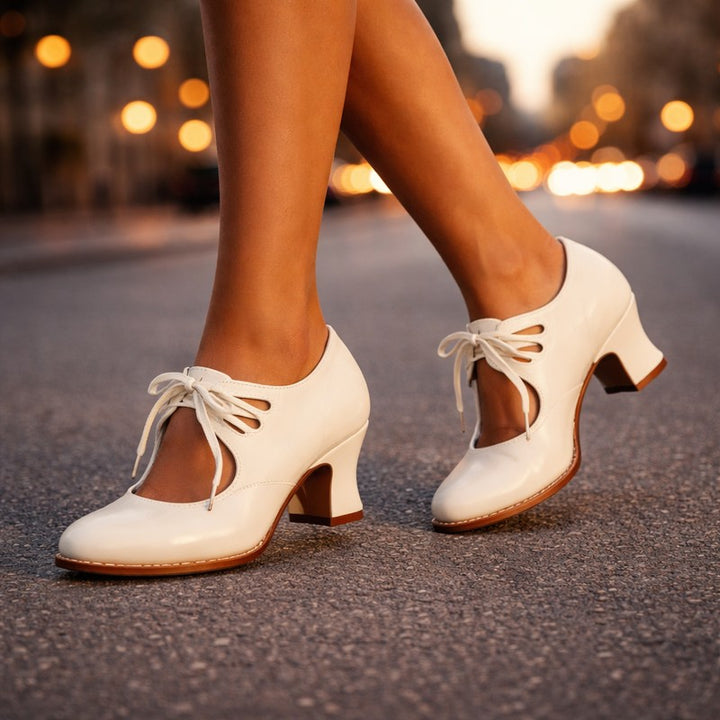 Women's -Up Heeled Shoe - Almond Toe Vintage
