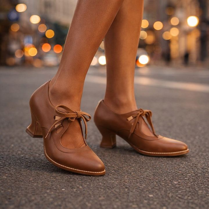 Women's -Up Heeled Shoe - Almond Toe Vintage