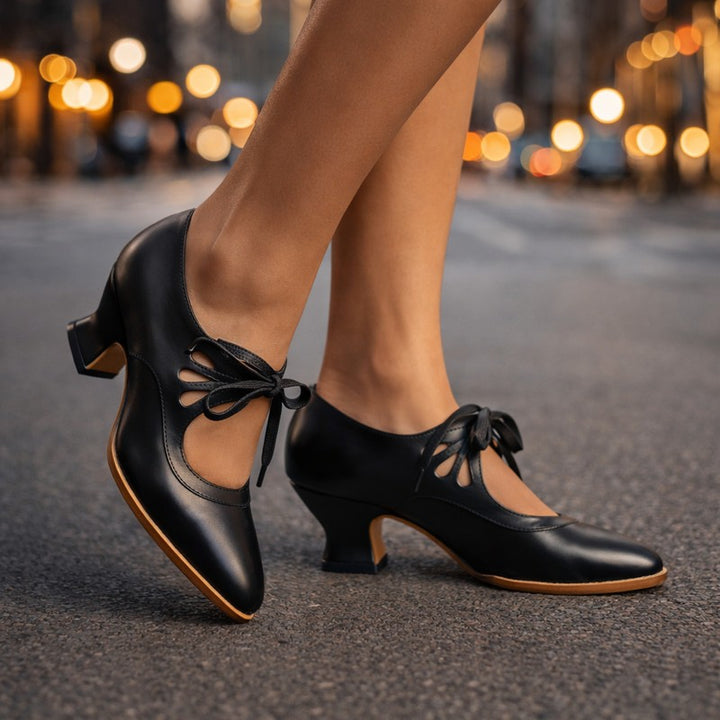 Women's -Up Heeled Shoe - Almond Toe Vintage